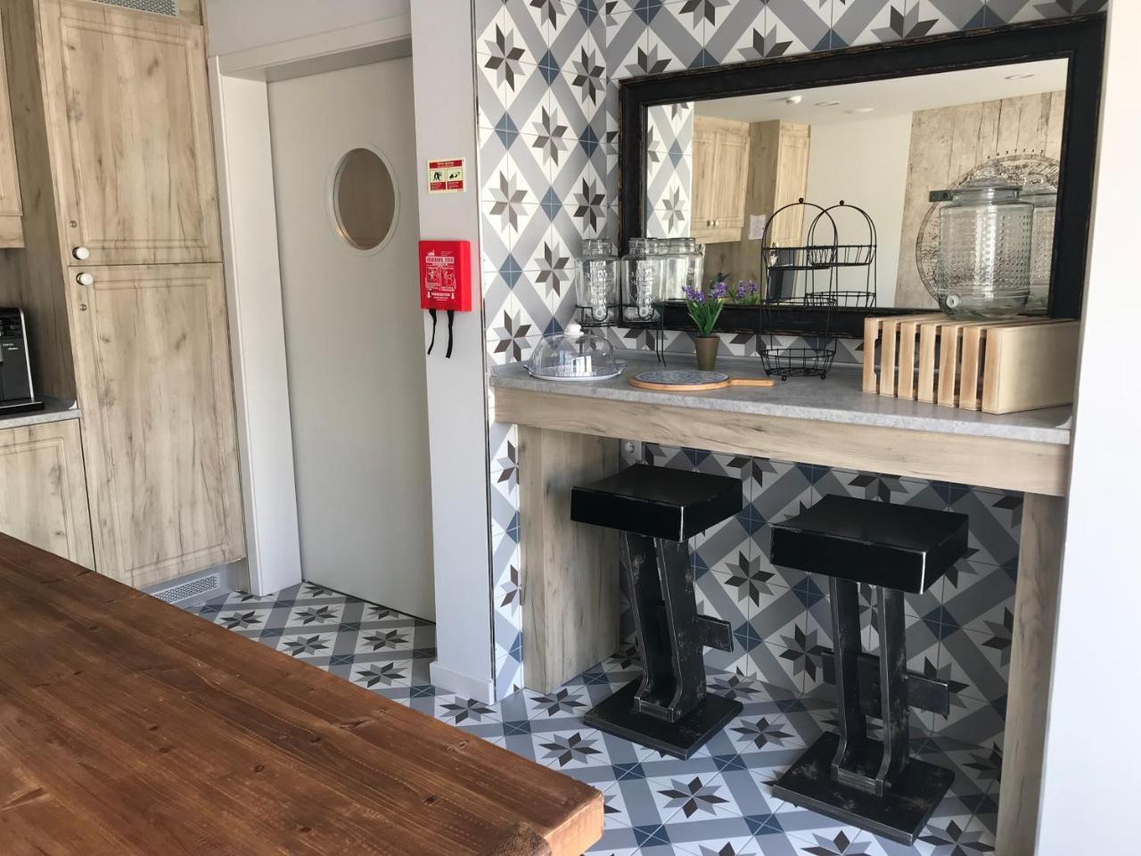 Royal Beach Hostel Praia da Vitória Εξωτερικό φωτογραφία
